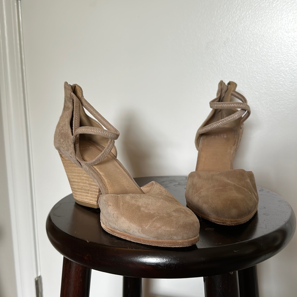 Eileen Fisher Size 10 Wedge Heels
